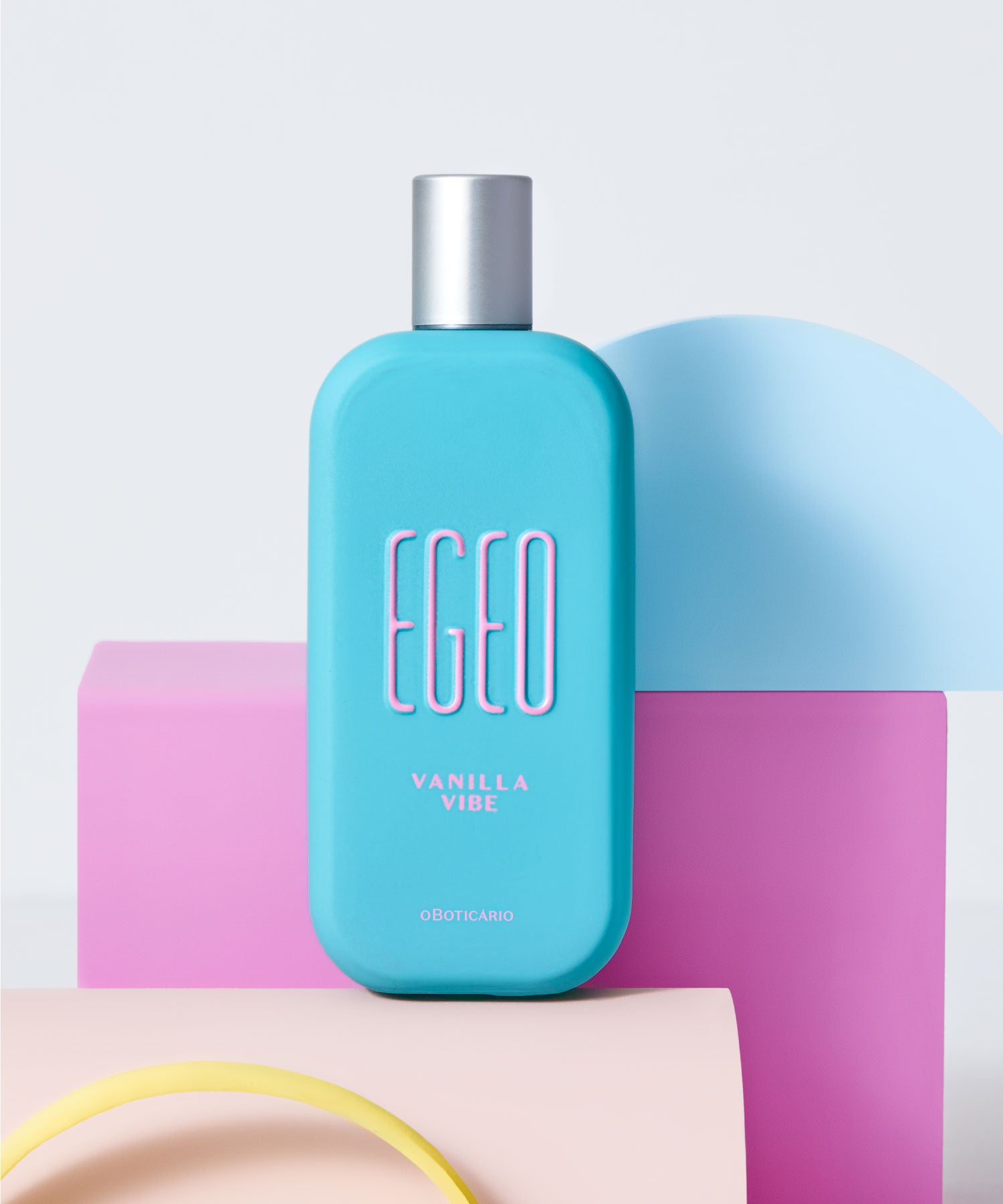 VANILLA VIBEA doçura da baunilha e a intensidade da pimenta-rosa criam uma fragrância potente e divertida.