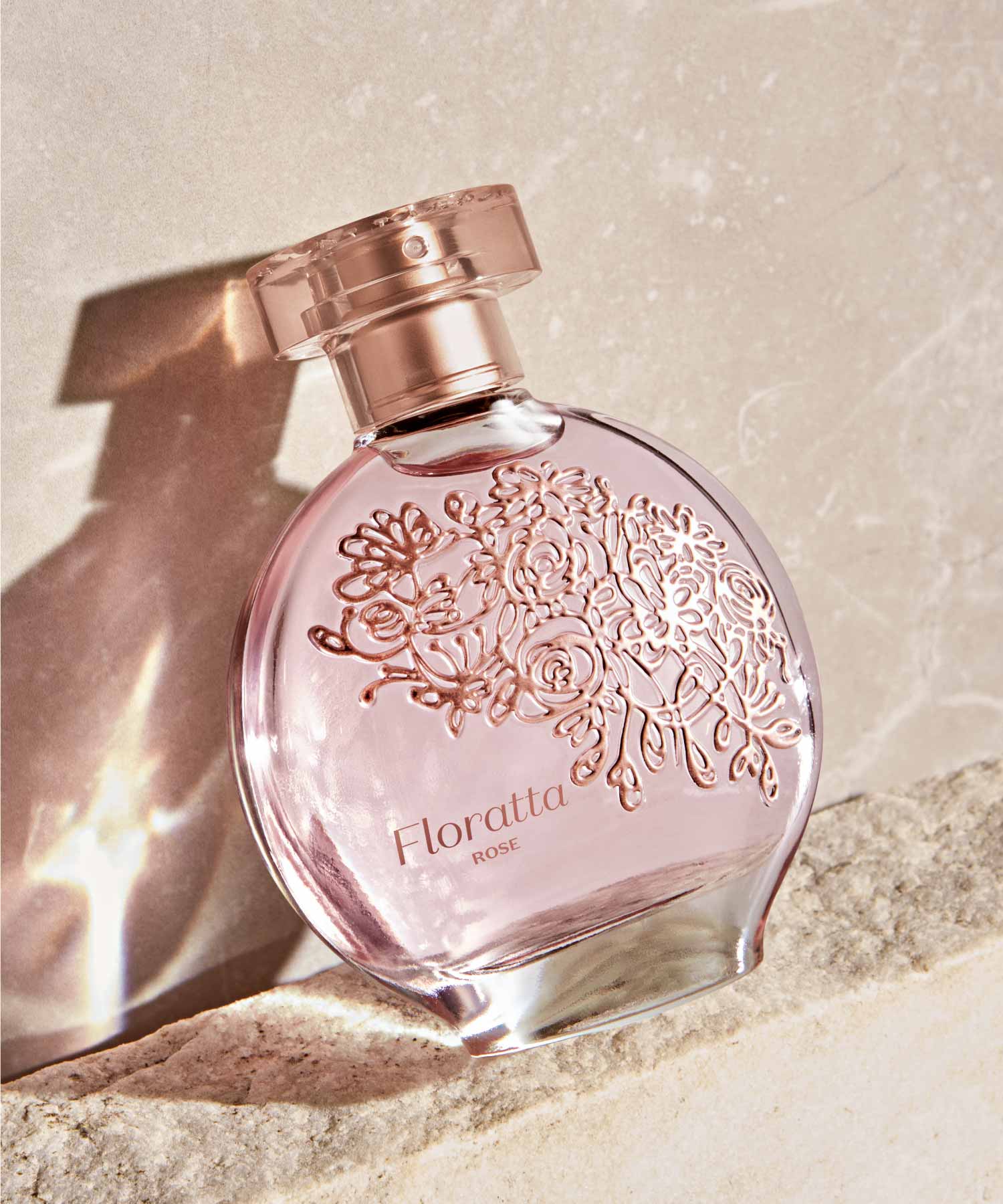 Floratta Rose Criado especialmente para mulheres otimistas que acreditam na força transformadora do amor. Suave, leve e contagiante como a beleza da primavera.