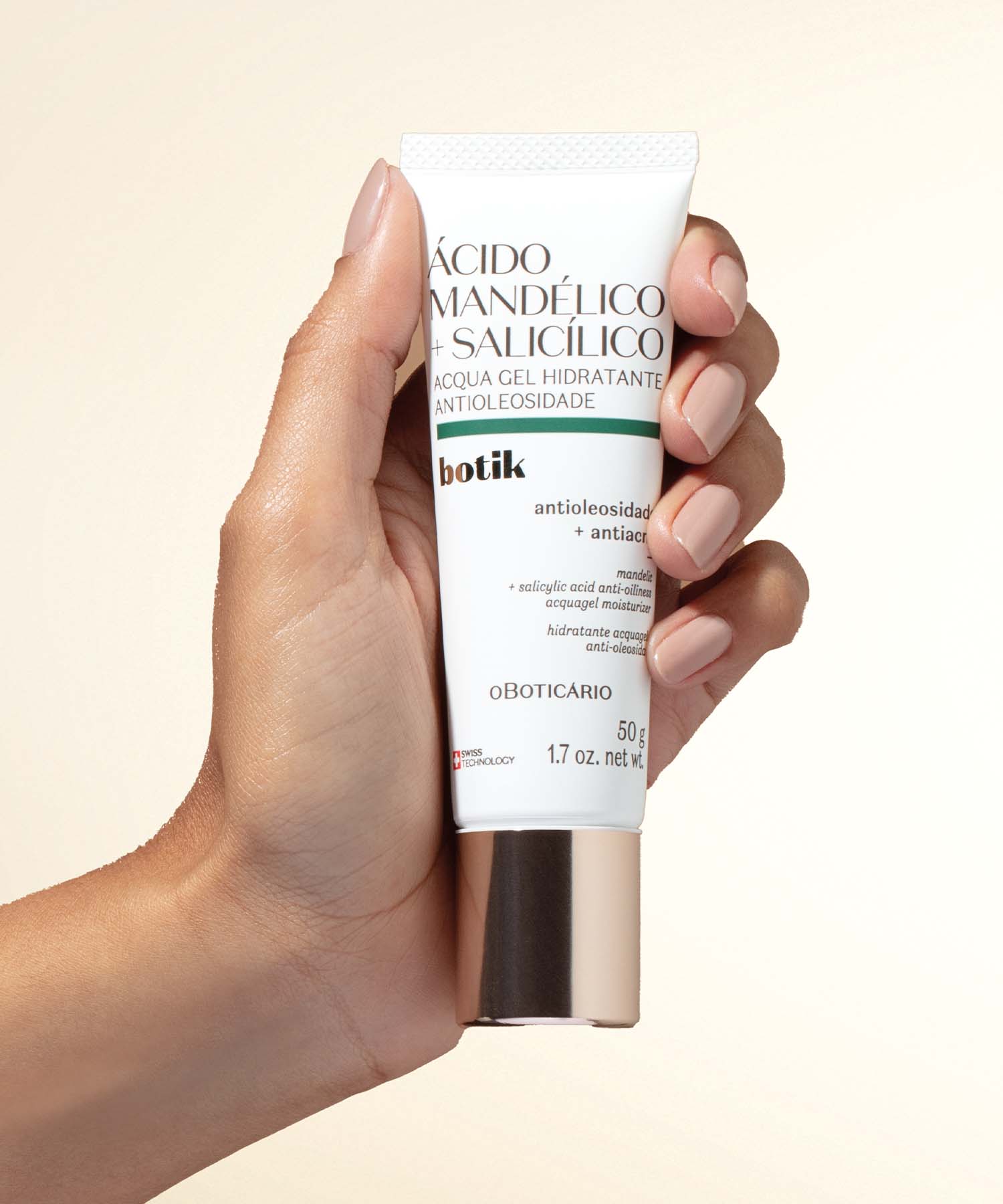 Acqua Gel Hidratante Antioleosidade Ácido Mandélico + Salicílico BotikEm 4 semanas: pele mais macia e menos oleosa, redução do excesso de brilho
