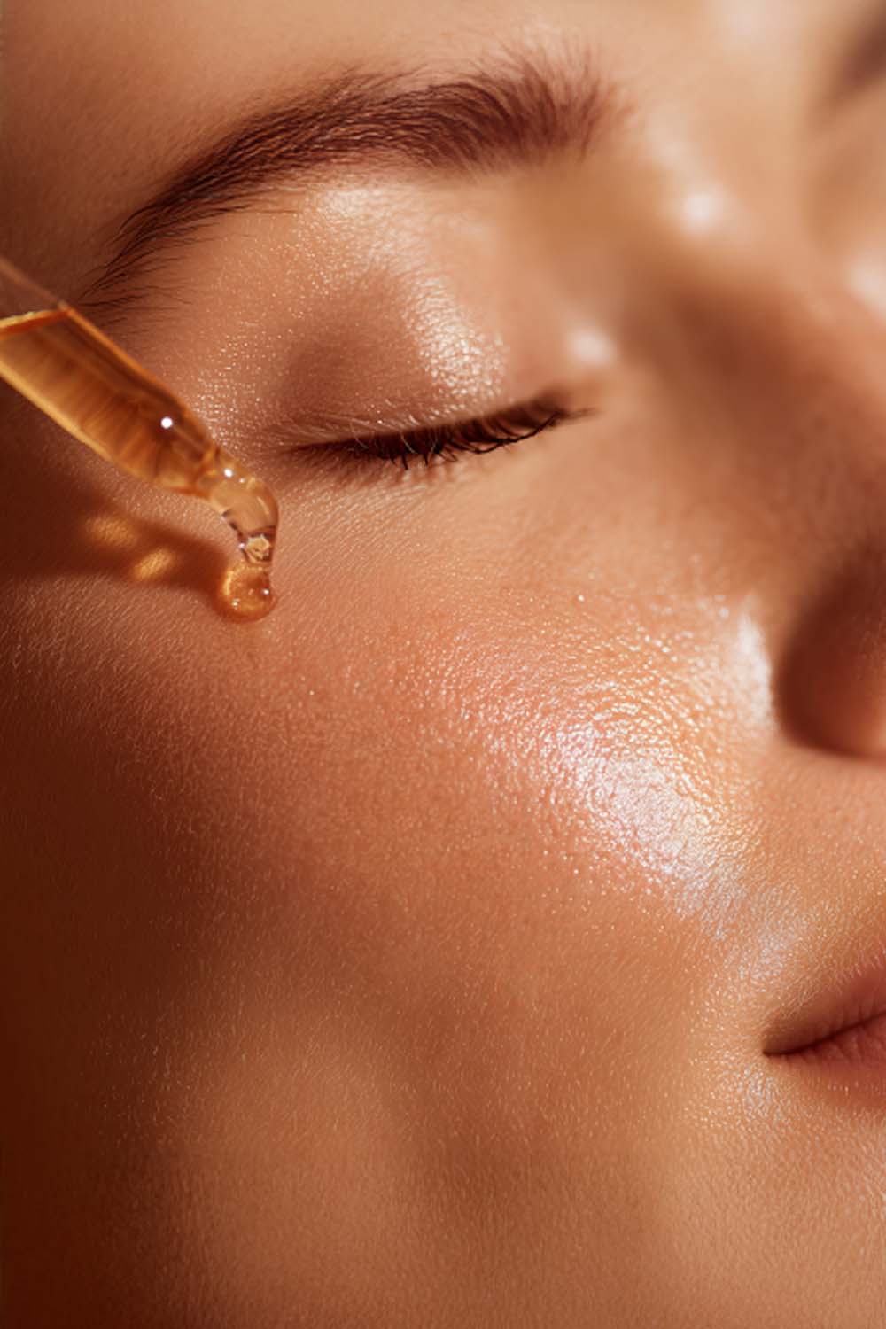 BOTIK URBAN GLOWProtocolo iluminador com Vitamina Cideal para peles baças e cansadas, devolve a luminosidade imediata, uniformiza o tom e protege contra a poluição