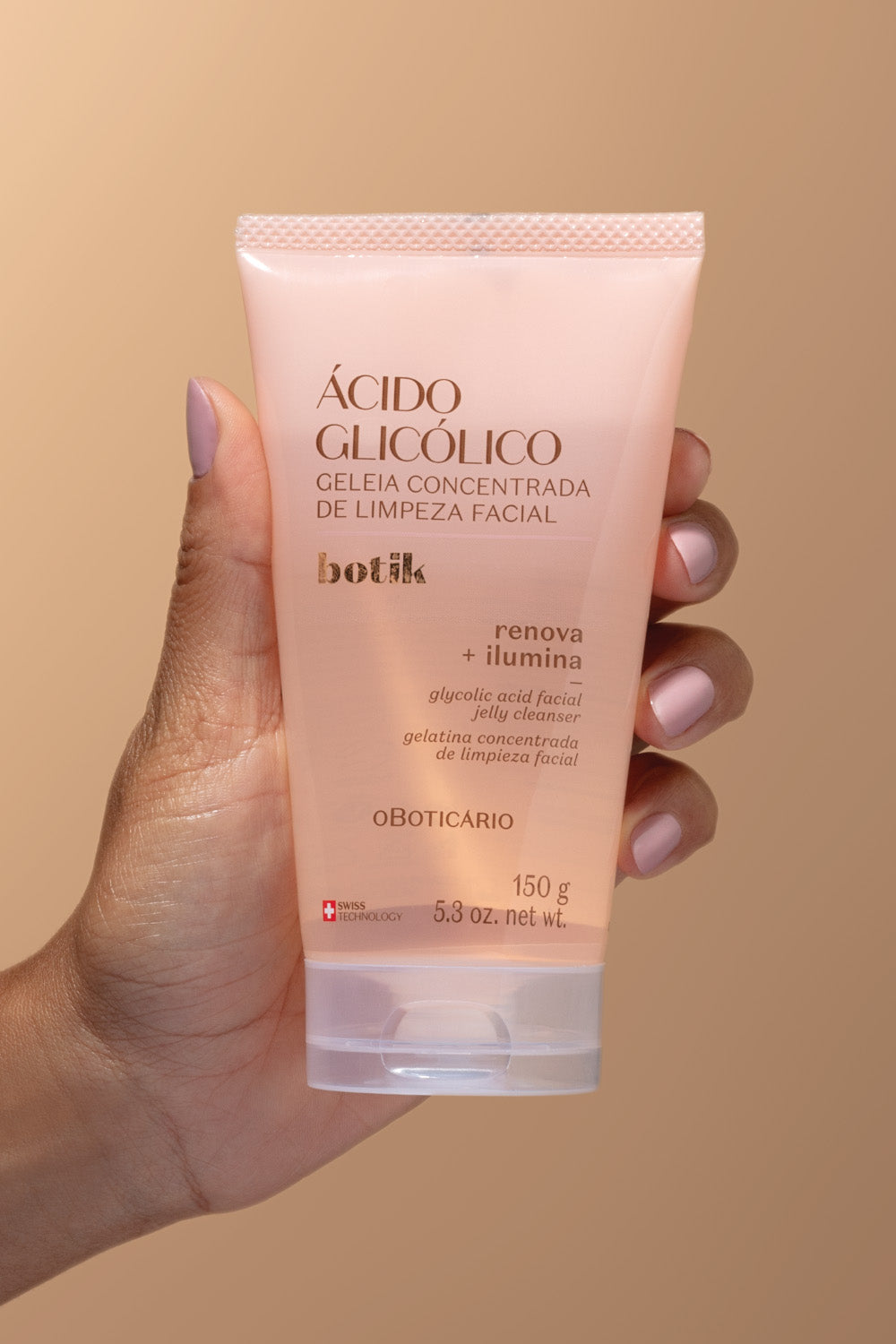 BOTIK CELL RENEWALLProtocolo de renovação celular profunda. Ideal para peles baças ou com textura irregular. Elimina células mortas, suaviza linhas finas e devolve uma tez mais lisa, uniforme e luminosa
