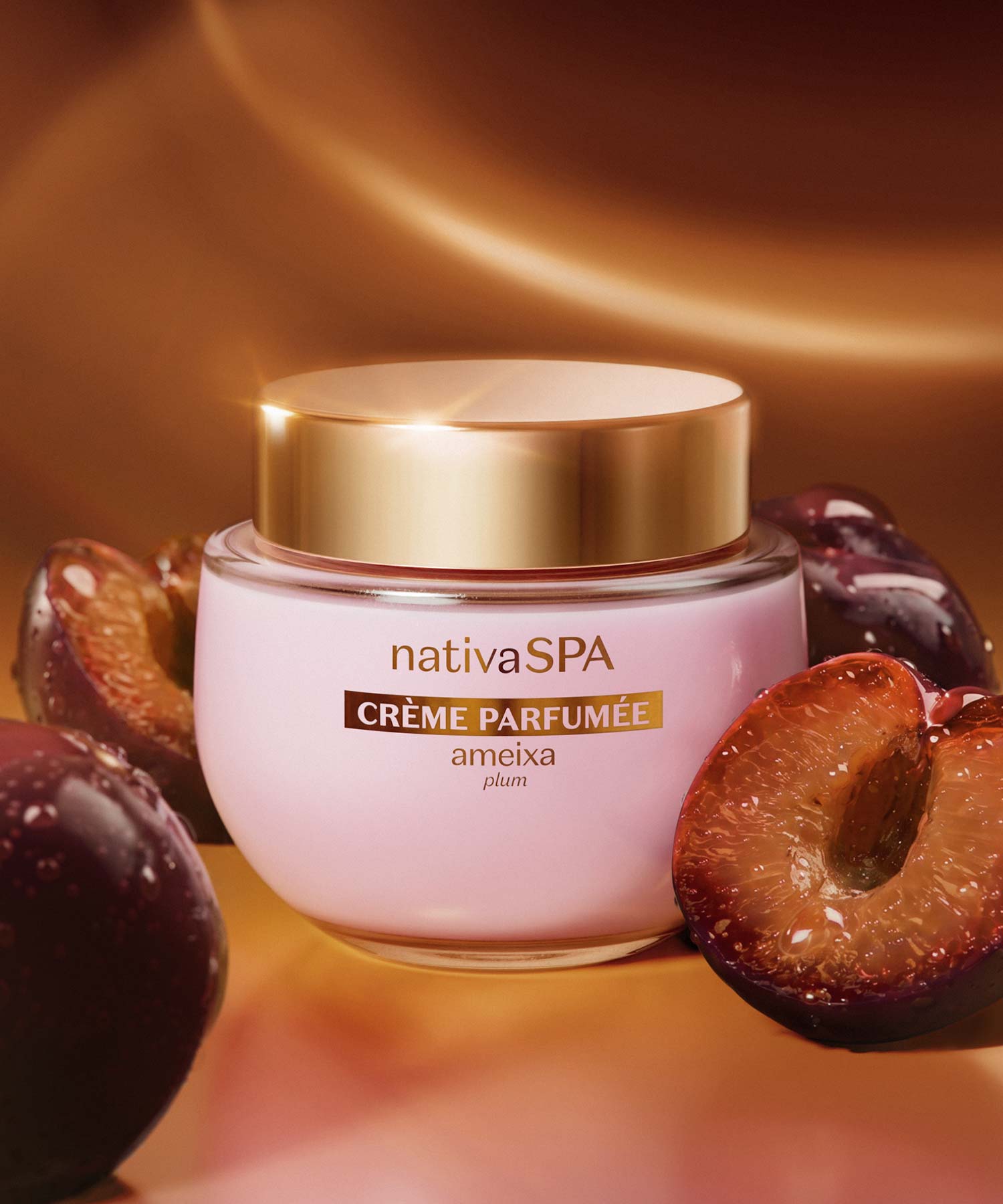 Nativa Spa Crème Parfumée Ultra Perfumado AmeixaA fragrância floriental ambarada clássica do creme Ameixa O Boticário entrega a força da ameixa com um leve toque de especiarias na saída