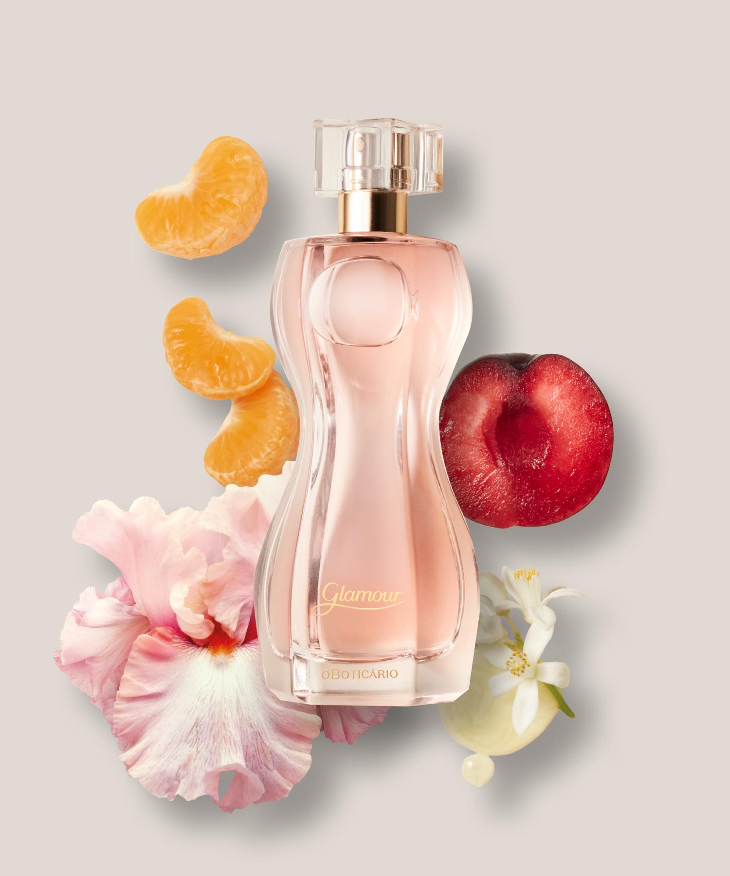 Glamour Eau de ToiletteCriada com essências ácidas como a mandarina e doces como a ameixa, Glamour é o perfume para mulheres que estão receptivas a sentidos diferentes, mas que sabem bem o que querem. 