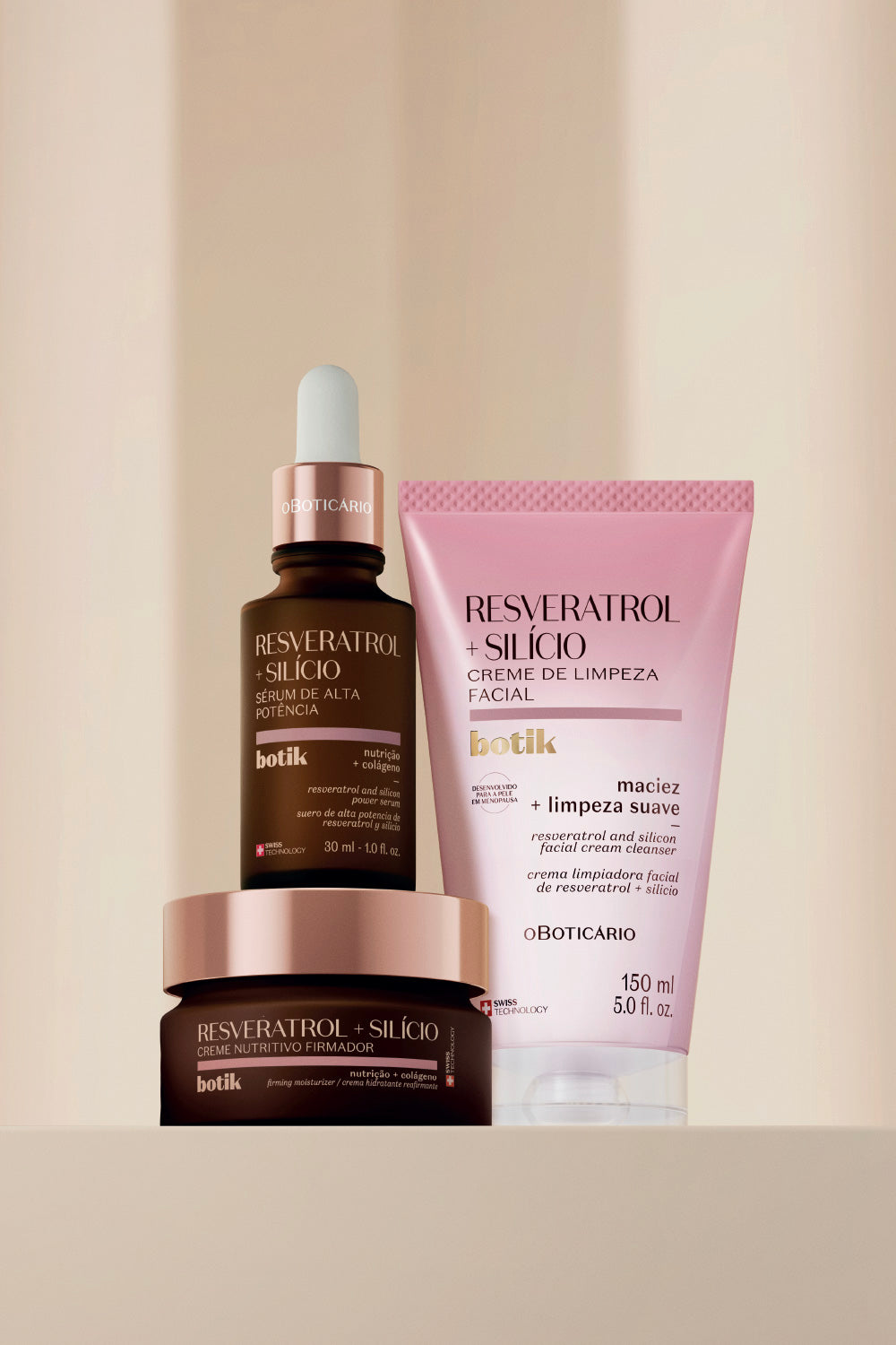 Resveratrol e SilícioO resveratrol previne o aparecimento de rugas e linhas de expressão além de ajudar a potencializar o colagénio. O silício tem uma ação reestruturante na pele, conferindo mais firmeza e densidade,